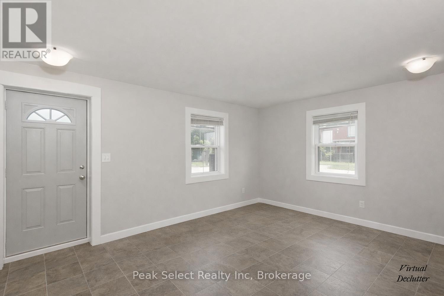 32 Victoria Street W, South Huron, Ontario  N0M 1S2 - Photo 9 - X13745388