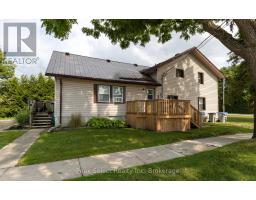 32 VICTORIA STREET W, south huron (exeter), Ontario