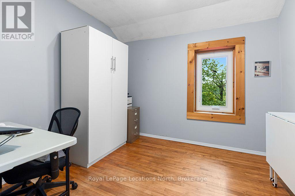 105 Craig Street, North Middlesex, Ontario  N0M 1A0 - Photo 33 - X13745452
