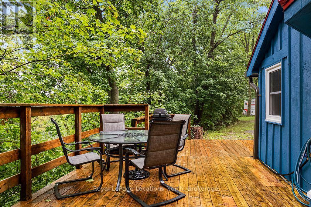 105 Craig Street, North Middlesex, Ontario  N0M 1A0 - Photo 38 - X13745452