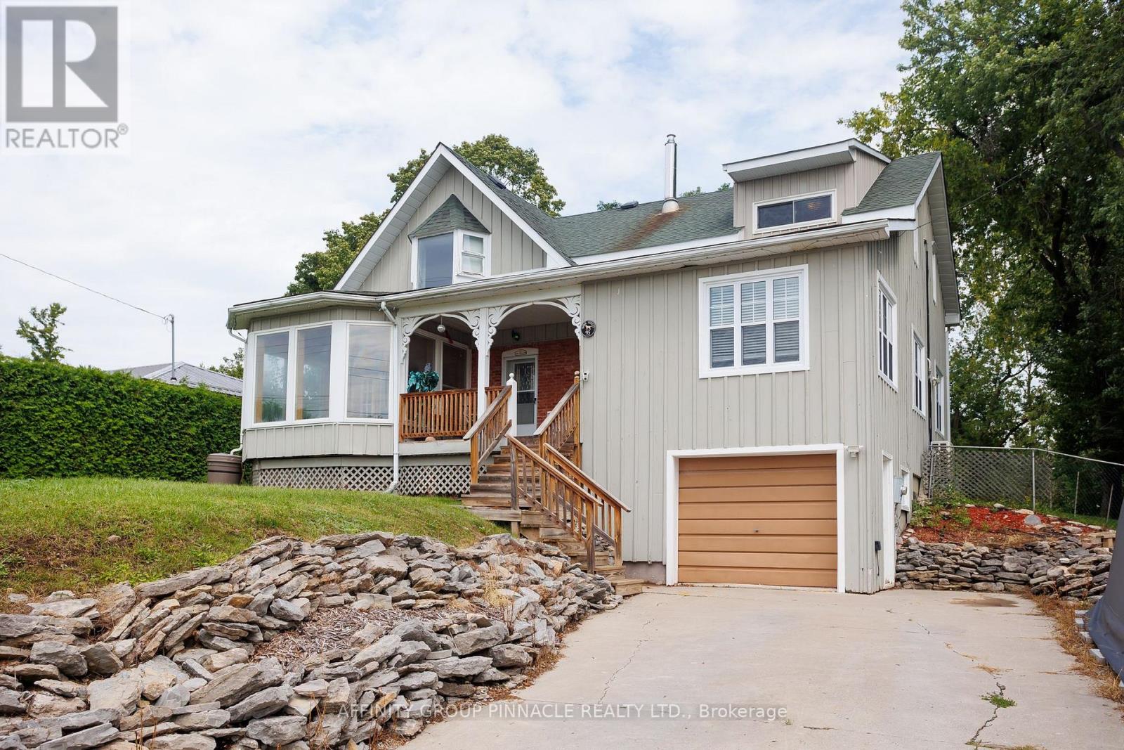 95 Bond Street E, Kawartha Lakes, Ontario  K0M 1N0 - Photo 1 - X13745508