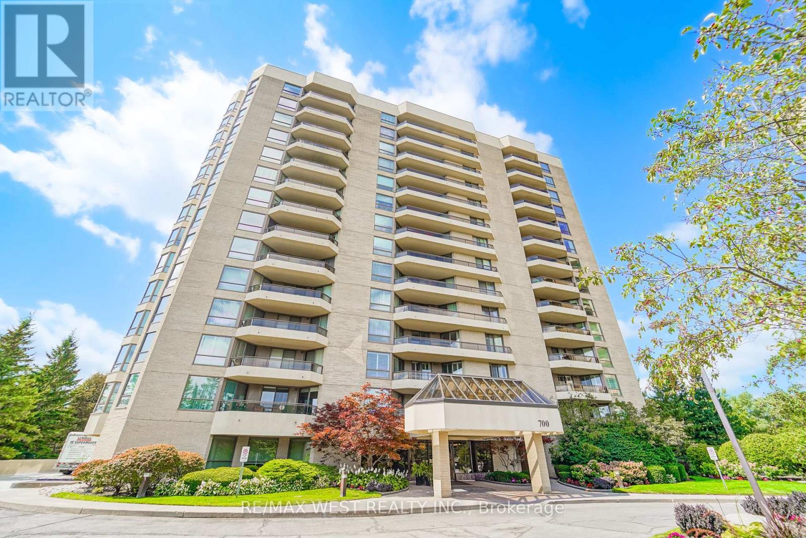 305 - 700 WILSON ROAD N, Oshawa, Ontario