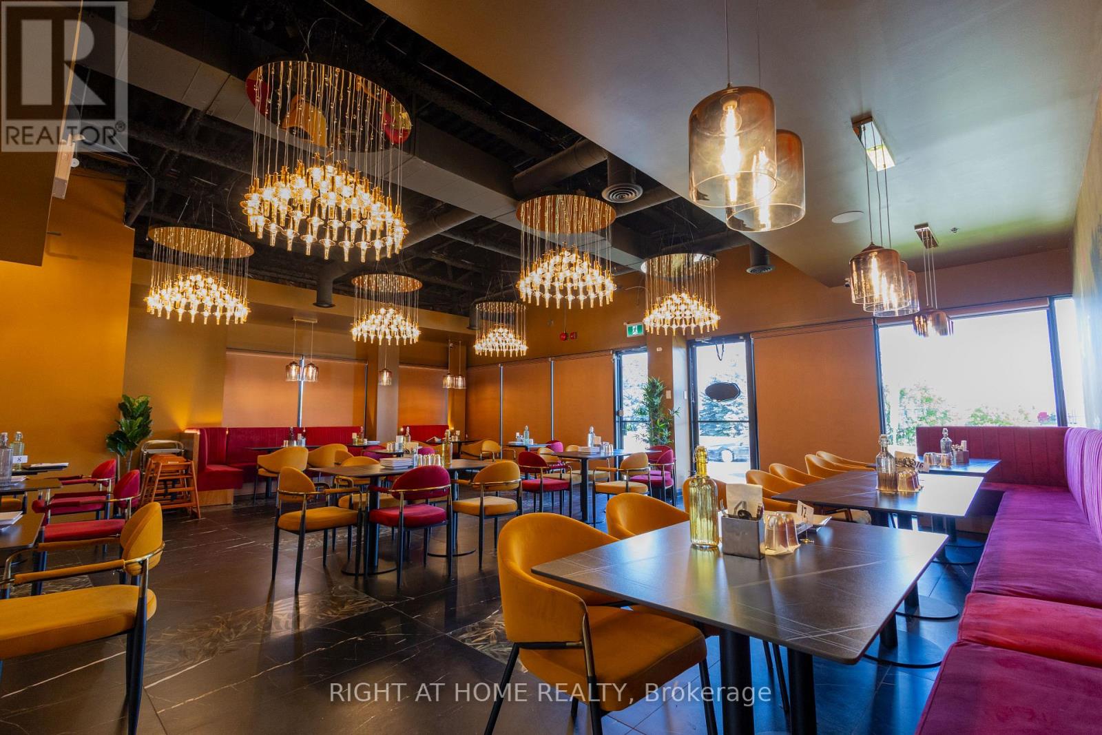 Unit # 108-109 - 8130 Sheppard Avenue E, Toronto, Ontario  M1B 3W3 - Photo 10 - E13745302