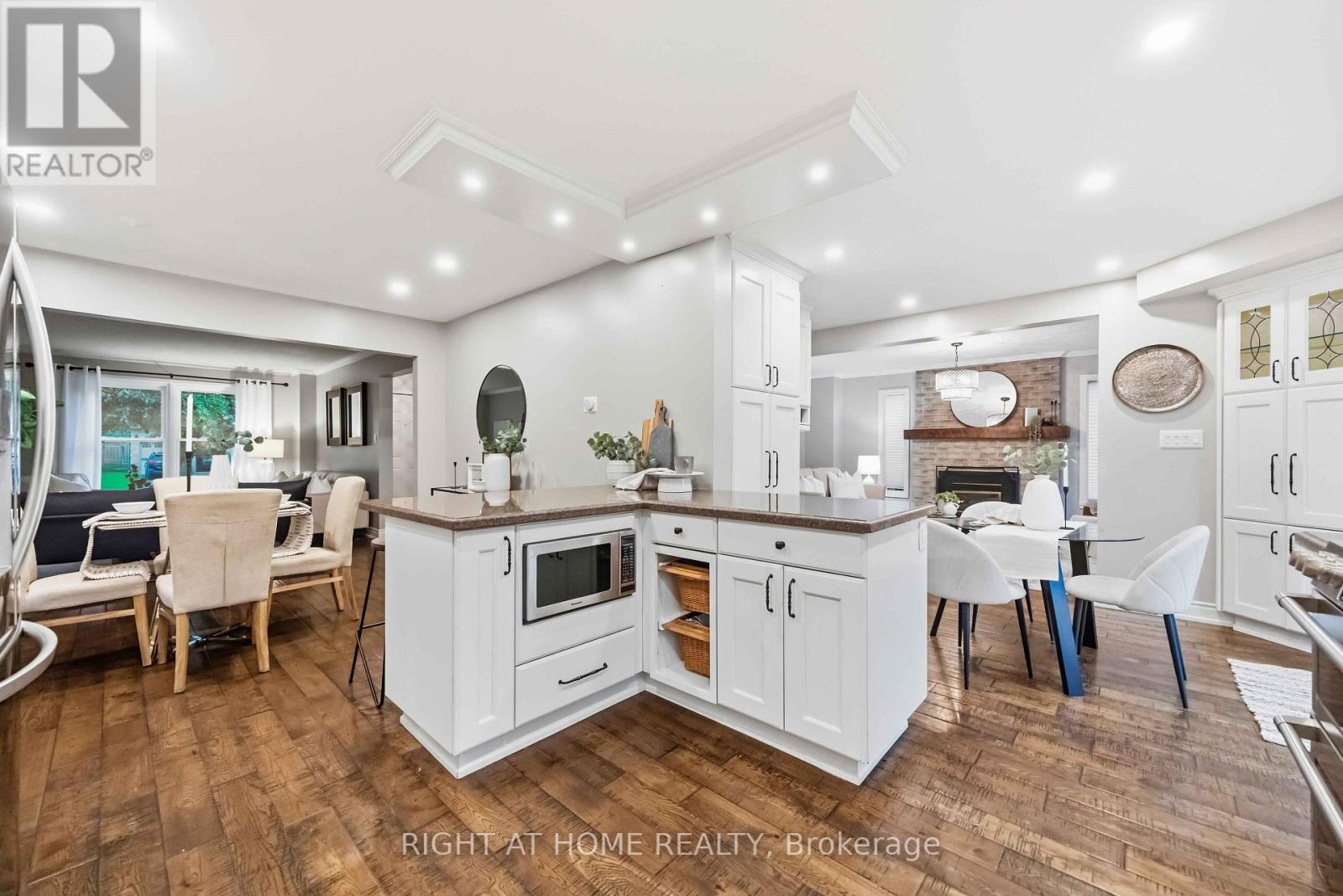 57 Morning Glory Crescent, Whitby, Ontario  L1R 1N5 - Photo 12 - E13745356