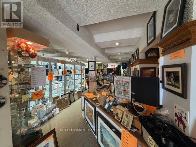 922 Simcoe Street N, Oshawa, Ontario  L1G 4W2 - Photo 3 - E13745402