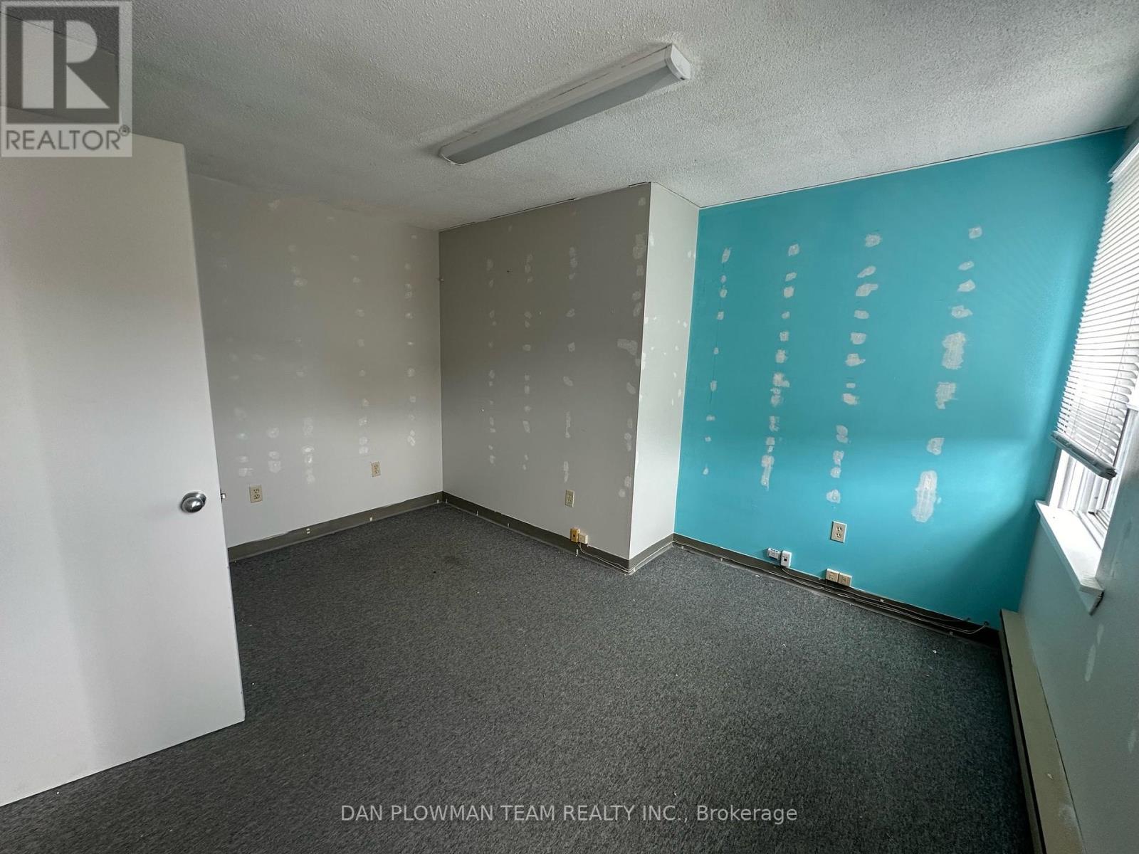 203 - 922 Simcoe Street N, Oshawa, Ontario L1G 4X1 - Photo 5 - E13745526