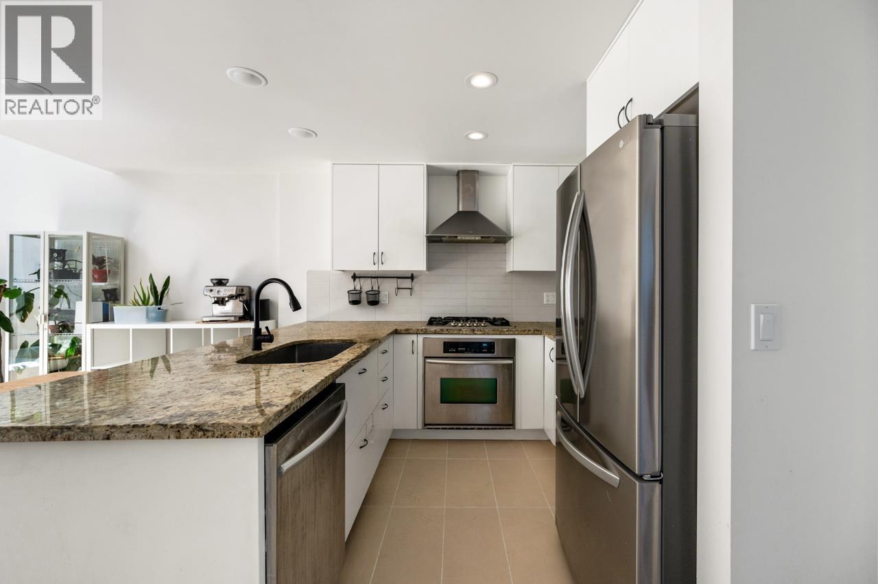 7021 17th Avenue, Burnaby, British Columbia  V3N 1K6 - Photo 14 - R3161224
