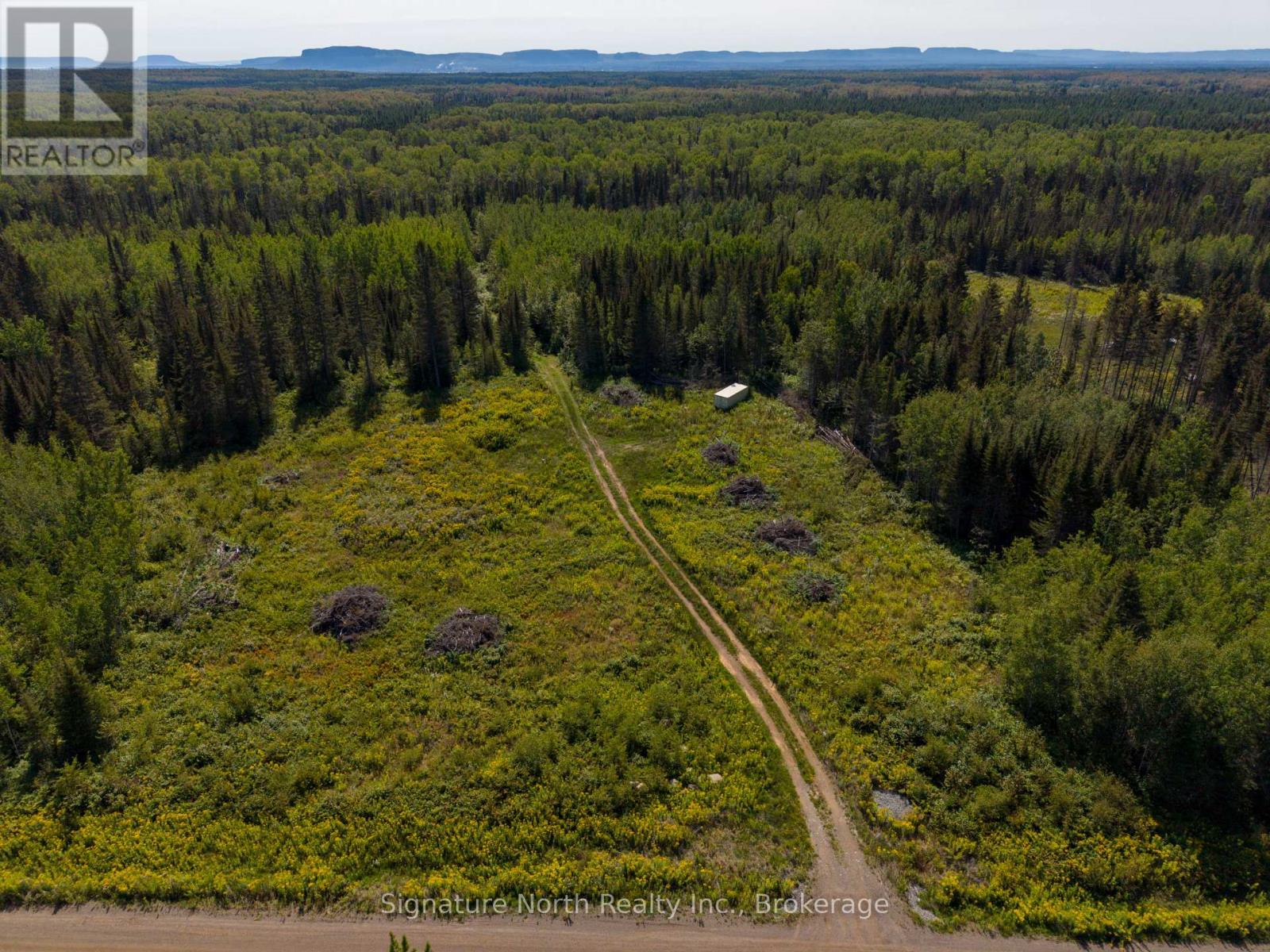 1051 RED PINE WAY, Thunder Bay, Ontario
