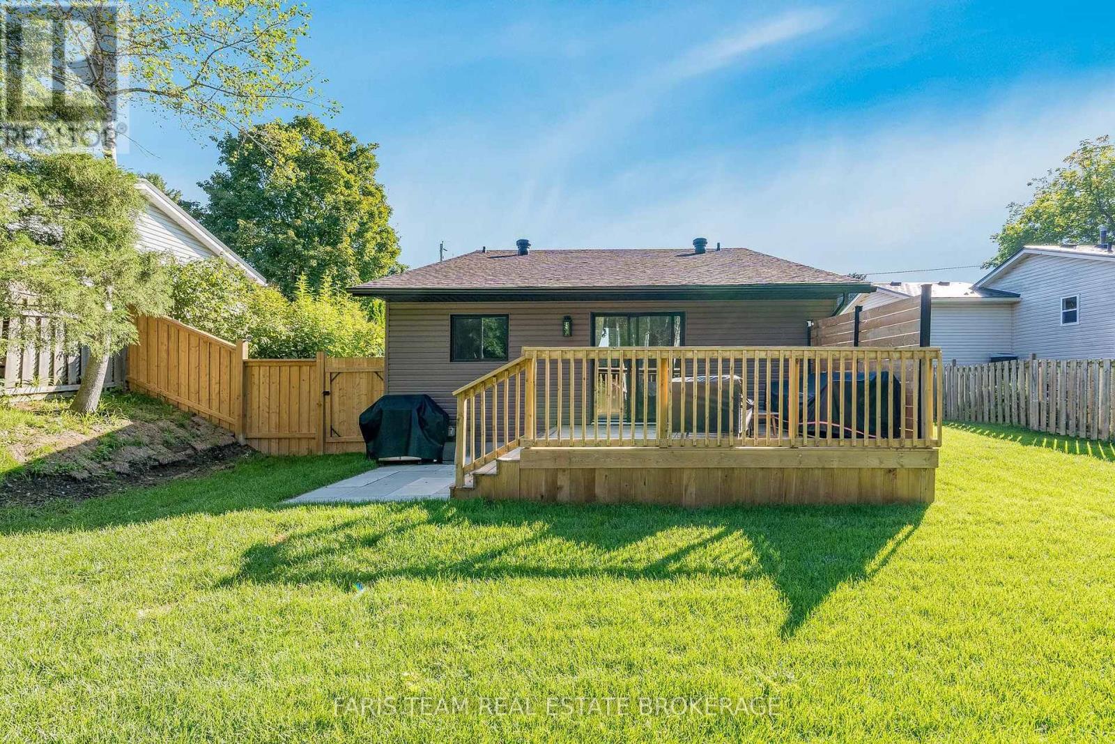 47 Sandsprings Crescent, Essa (Angus), Ontario  L0M 1B0 - Photo 26 - N13745342