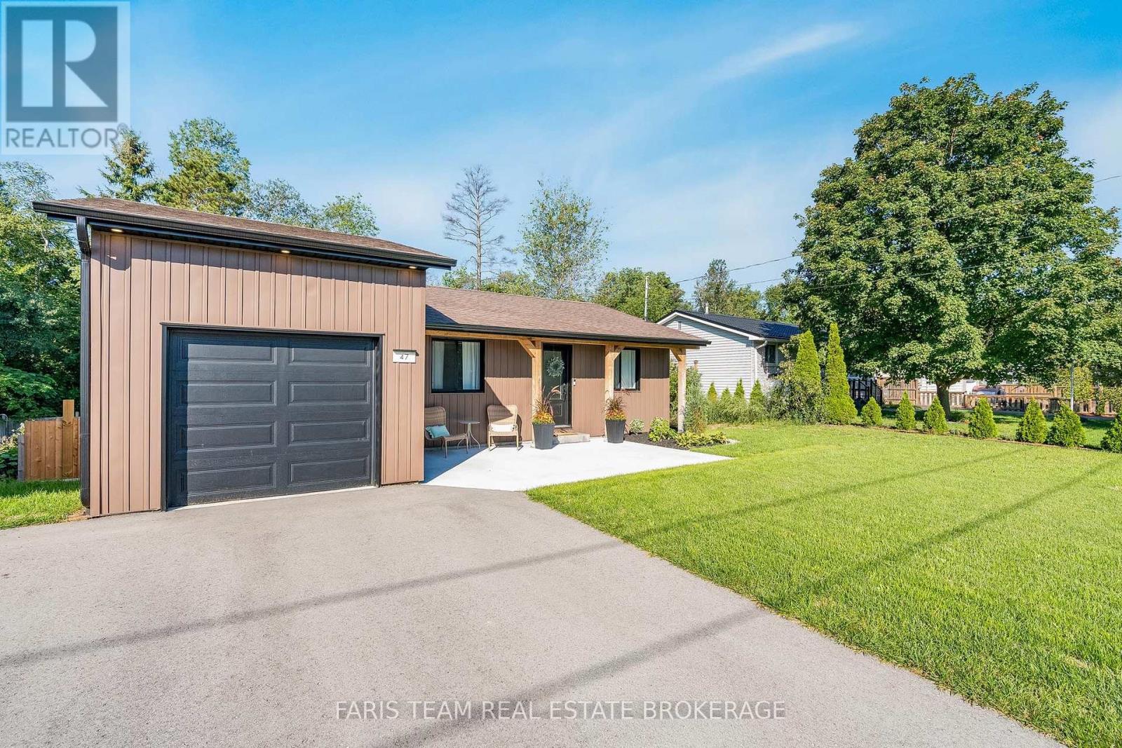 47 Sandsprings Crescent, Essa (Angus), Ontario  L0M 1B0 - Photo 3 - N13745342