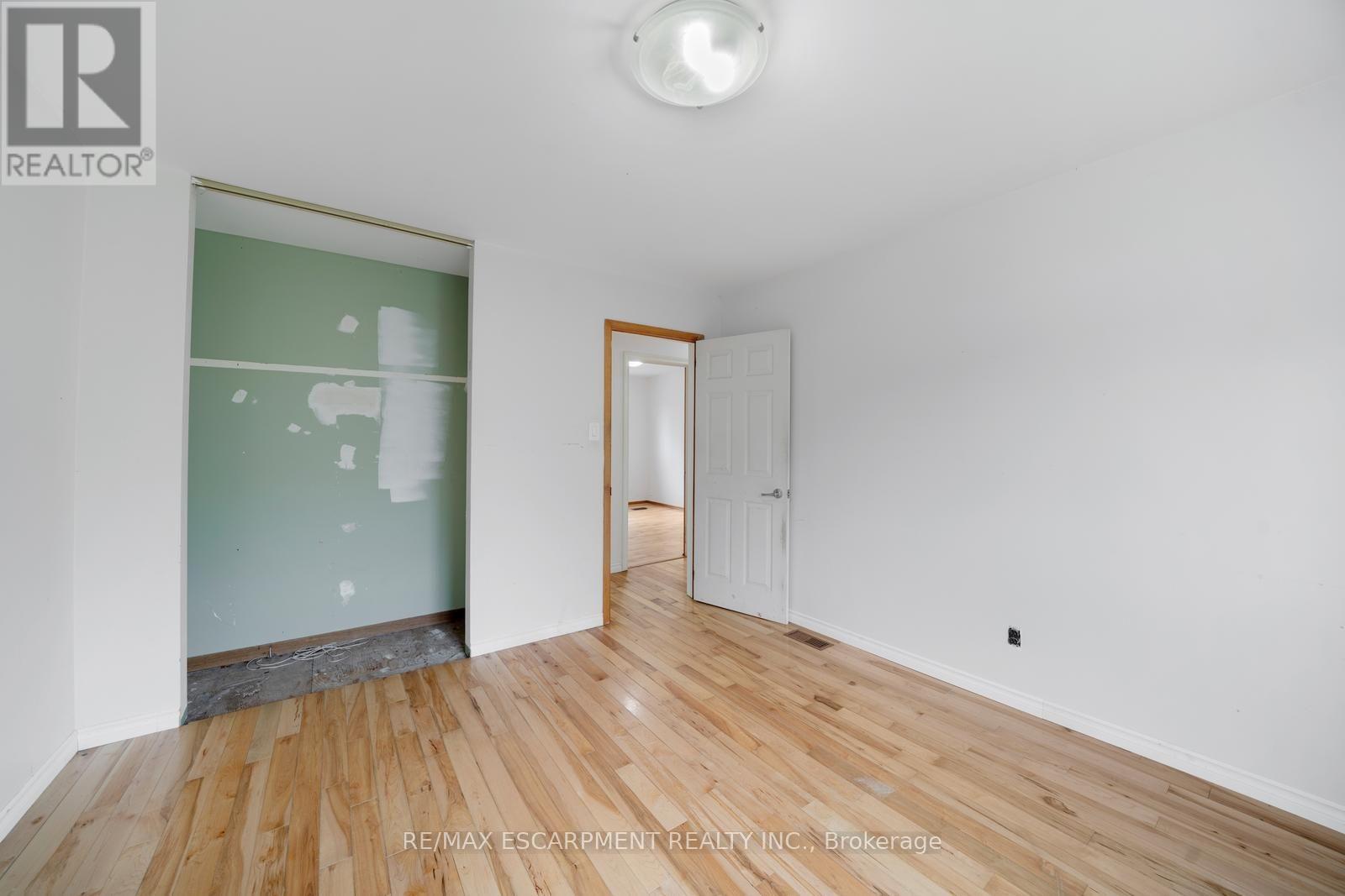 5 Elizabeth Street, Innisfil (Cookstown), Ontario  L0L 1L0 - Photo 14 - N13745346