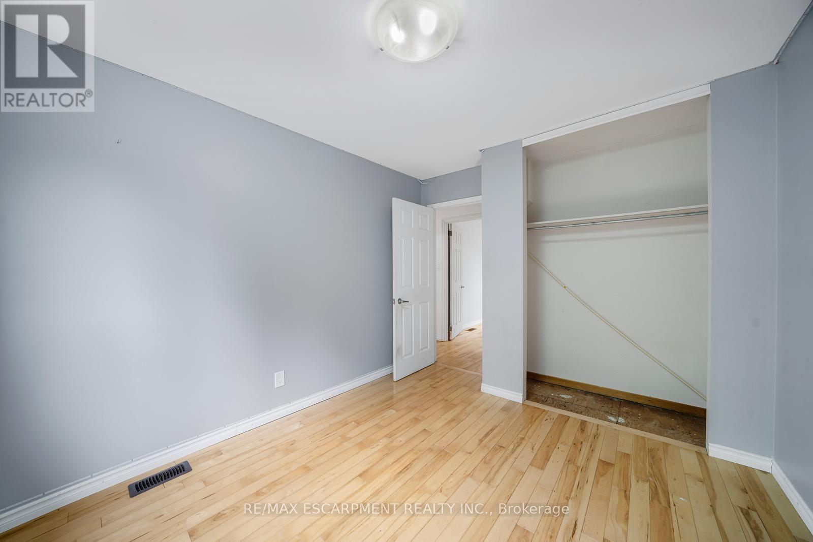 5 Elizabeth Street, Innisfil (Cookstown), Ontario  L0L 1L0 - Photo 18 - N13745346