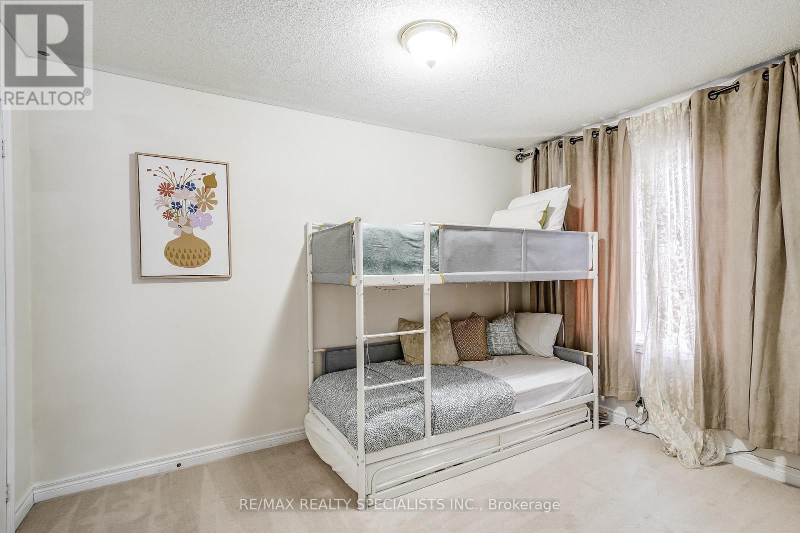 18 Rogers Trail, Bradford West Gwillimbury (Bradford), Ontario  L3Z 0G4 - Photo 18 - N13745378