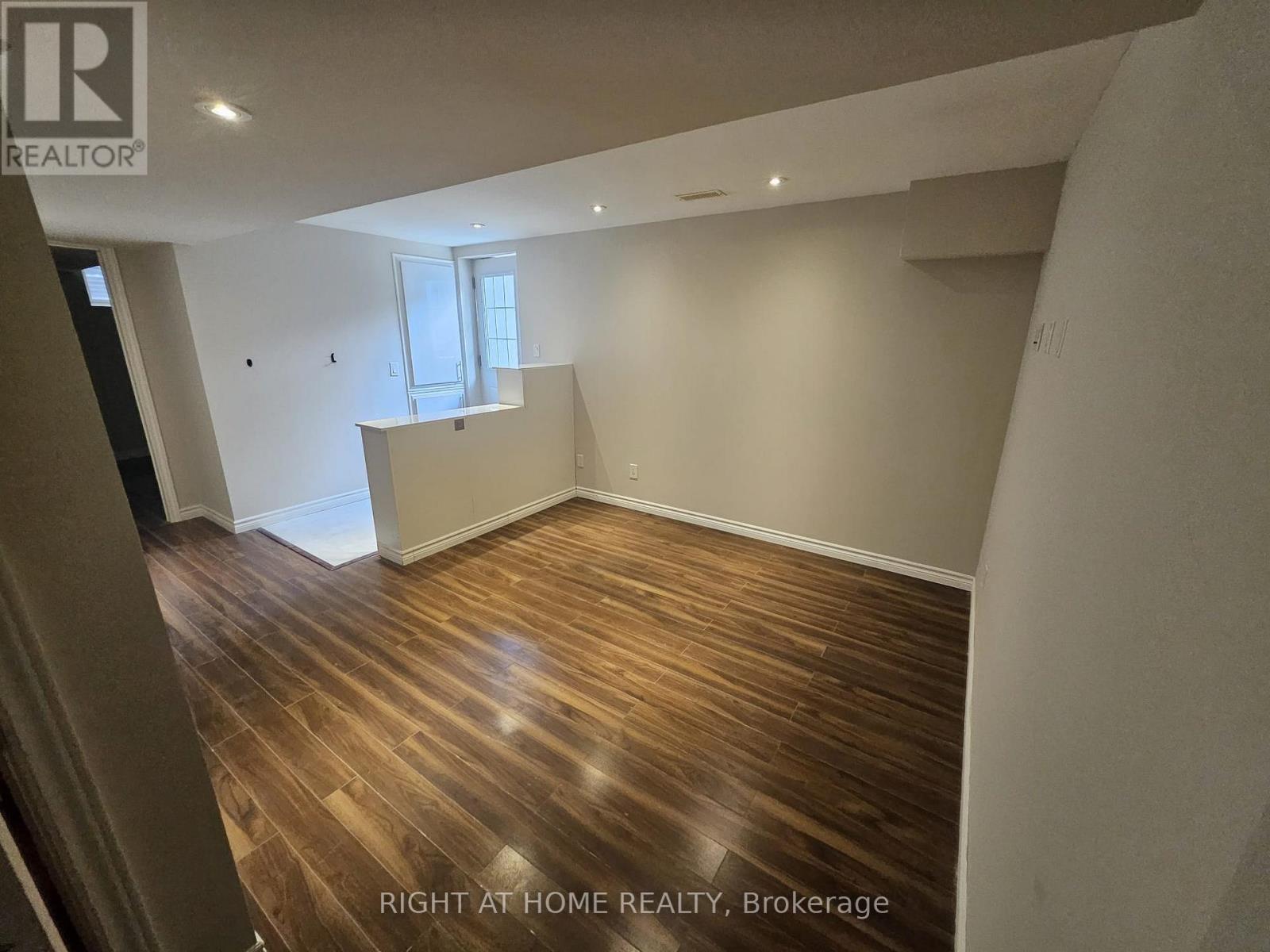 Basement - 58 Stemmle Drive, Aurora, Ontario  L4G 6N4 - Photo 10 - N13745390