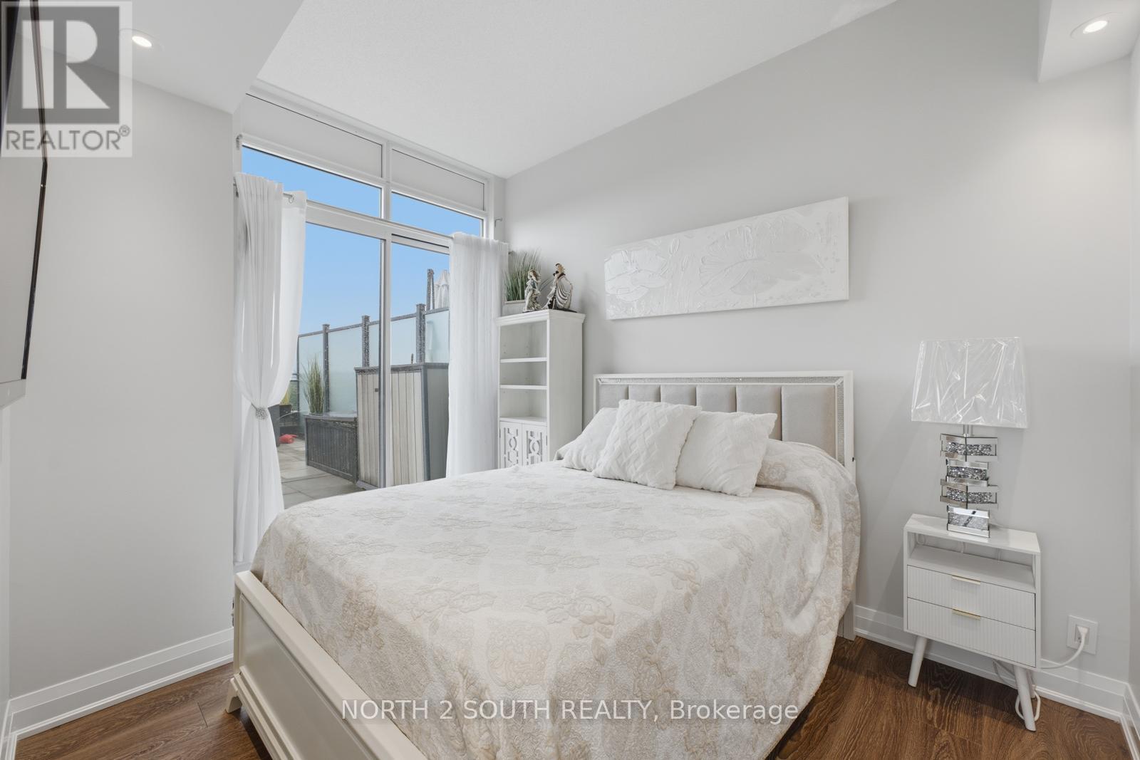 1015 - 12 Woodstream Boulevard, Vaughan, Ontario  L4L 8C4 - Photo 23 - N13745484