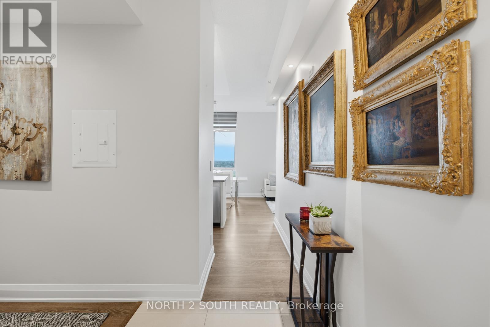 1015 - 12 Woodstream Boulevard, Vaughan, Ontario  L4L 8C4 - Photo 4 - N13745484