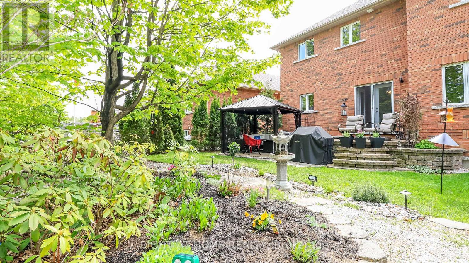 26 Stapleton Place, Barrie (Ardagh), Ontario  L4N 5Z3 - Photo 26 - S13745286