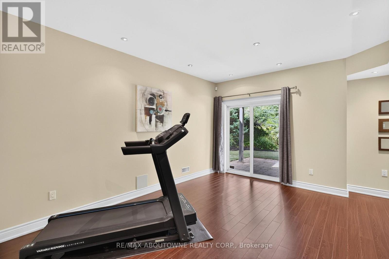 2269 Whitworth Drive, Oakville, Ontario  L6M 0B5 - Photo 36 - W13745266
