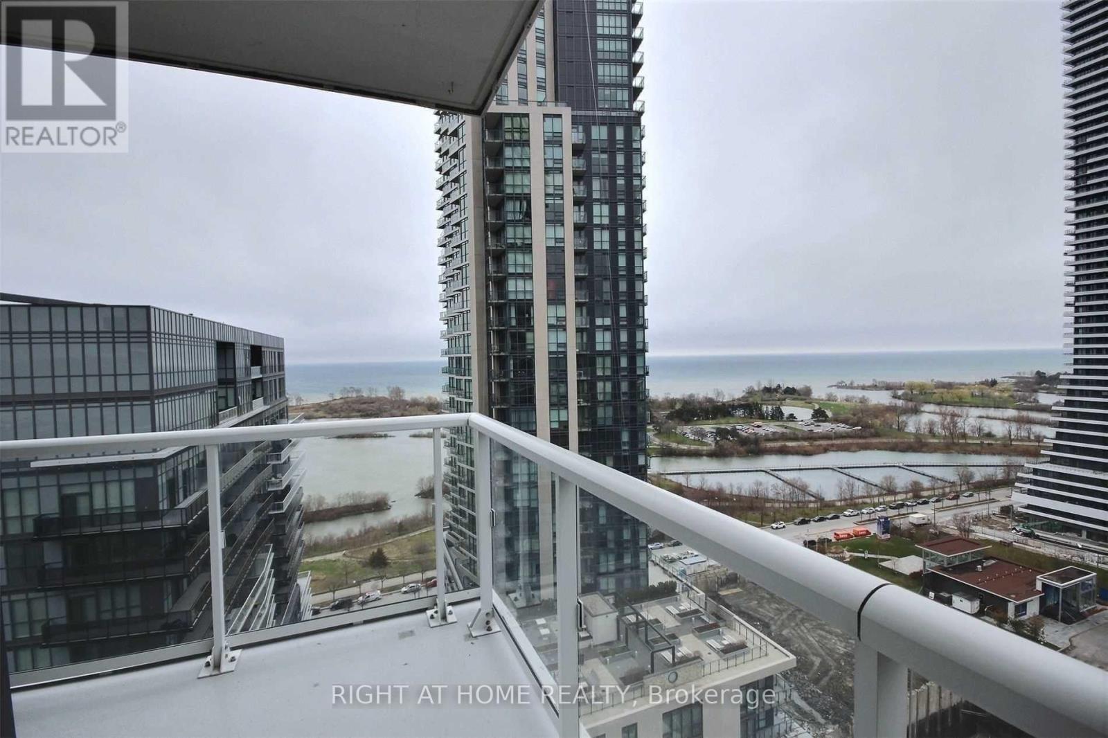 1703 - 56 Annie Craig Drive, Toronto, Ontario  M8V 0C5 - Photo 12 - W13745272