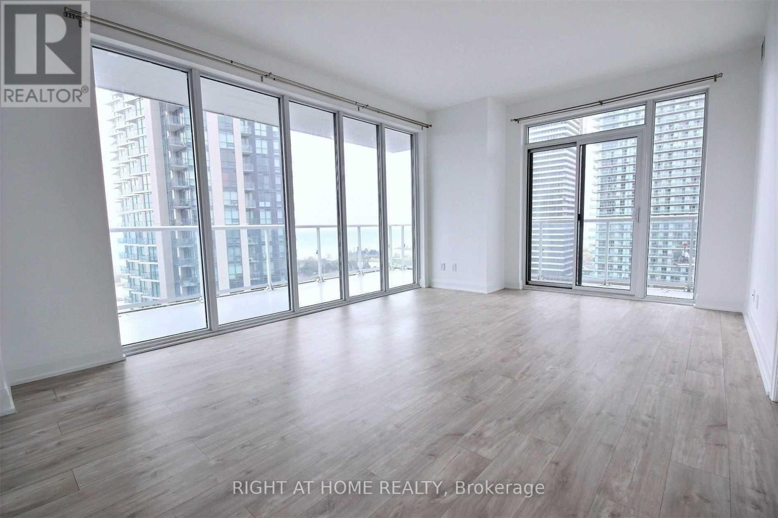 1703 - 56 Annie Craig Drive, Toronto, Ontario  M8V 0C5 - Photo 4 - W13745272