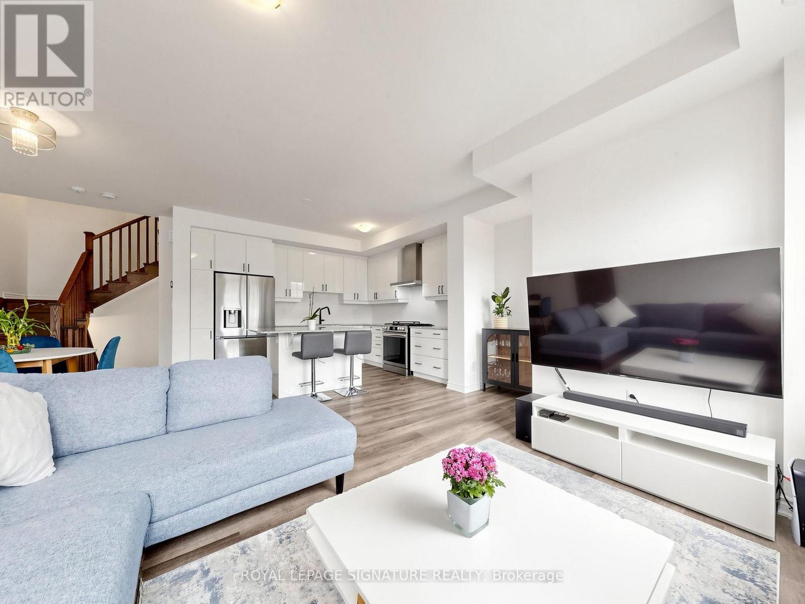 85 Kepple Circle, Brampton, Ontario  L7A 5K9 - Photo 10 - W13745278
