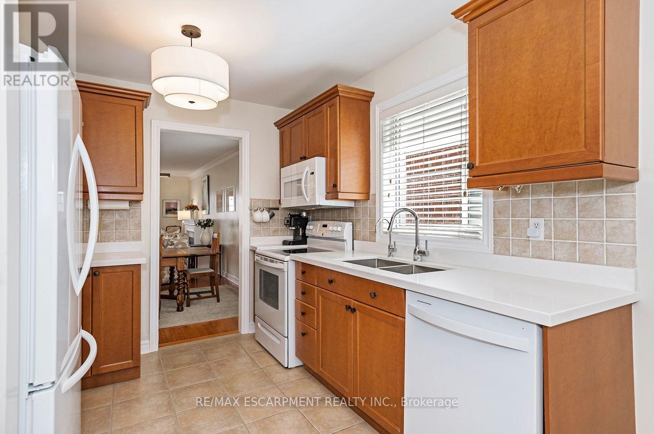311 Malick Street, Milton, Ontario  L9T 5X4 - Photo 9 - W13745454