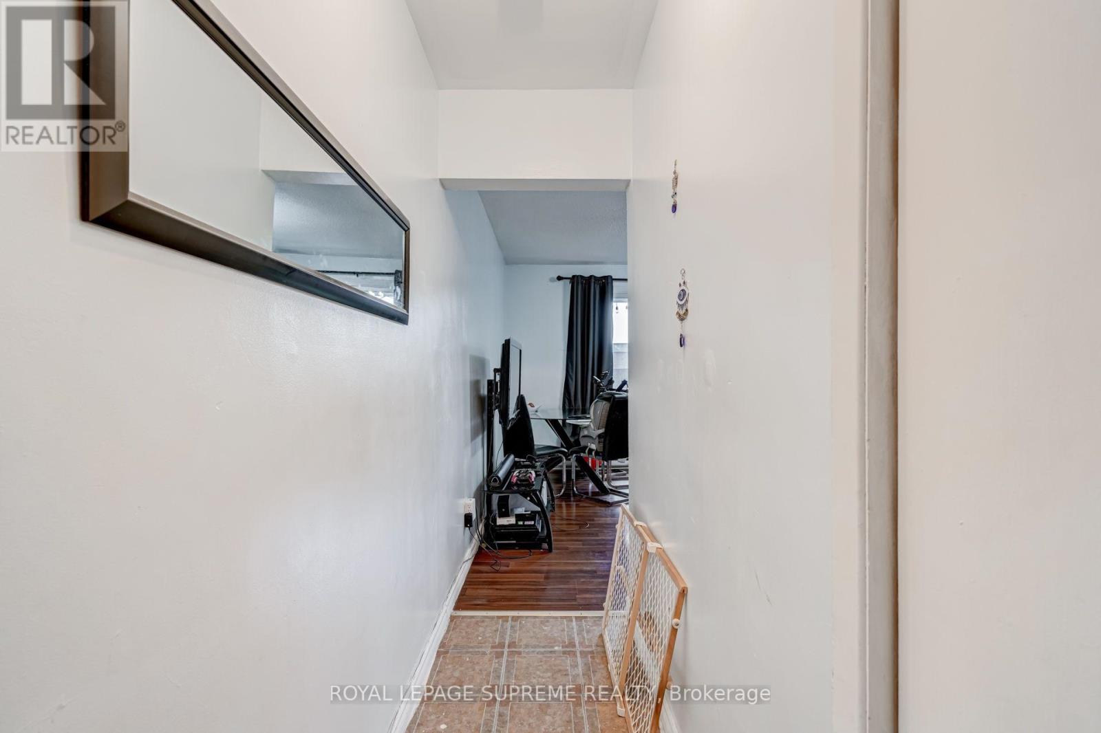 1671 St Clair Avenue W, Toronto, Ontario  M6N 1H9 - Photo 16 - W13745488
