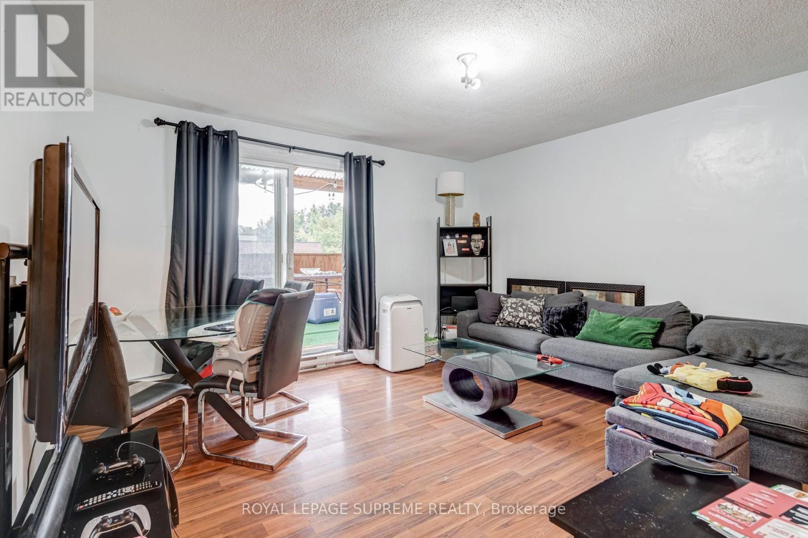 1671 St Clair Avenue W, Toronto, Ontario  M6N 1H9 - Photo 17 - W13745488