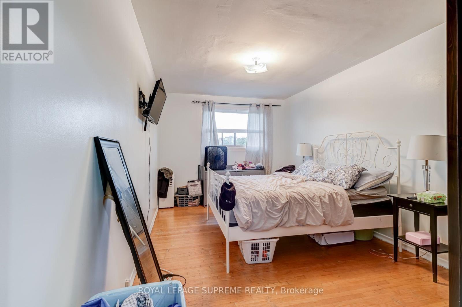 1671 St Clair Avenue W, Toronto, Ontario  M6N 1H9 - Photo 21 - W13745488