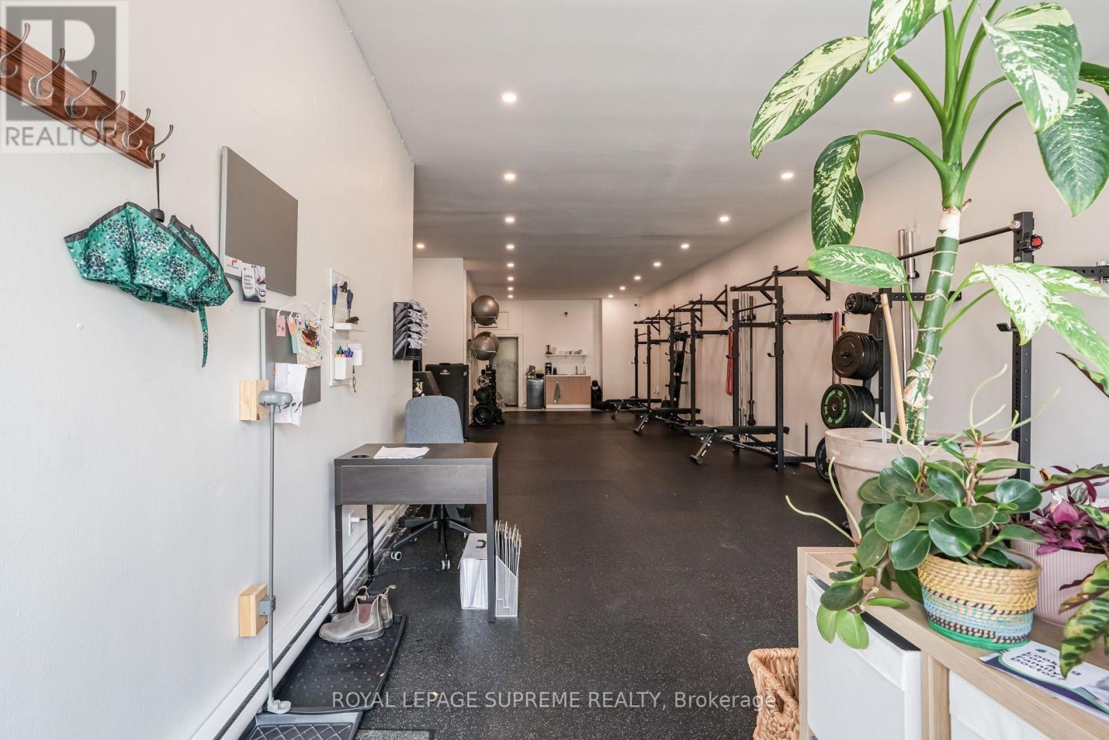 1671 St Clair Avenue W, Toronto, Ontario  M6N 1H9 - Photo 4 - W13745488