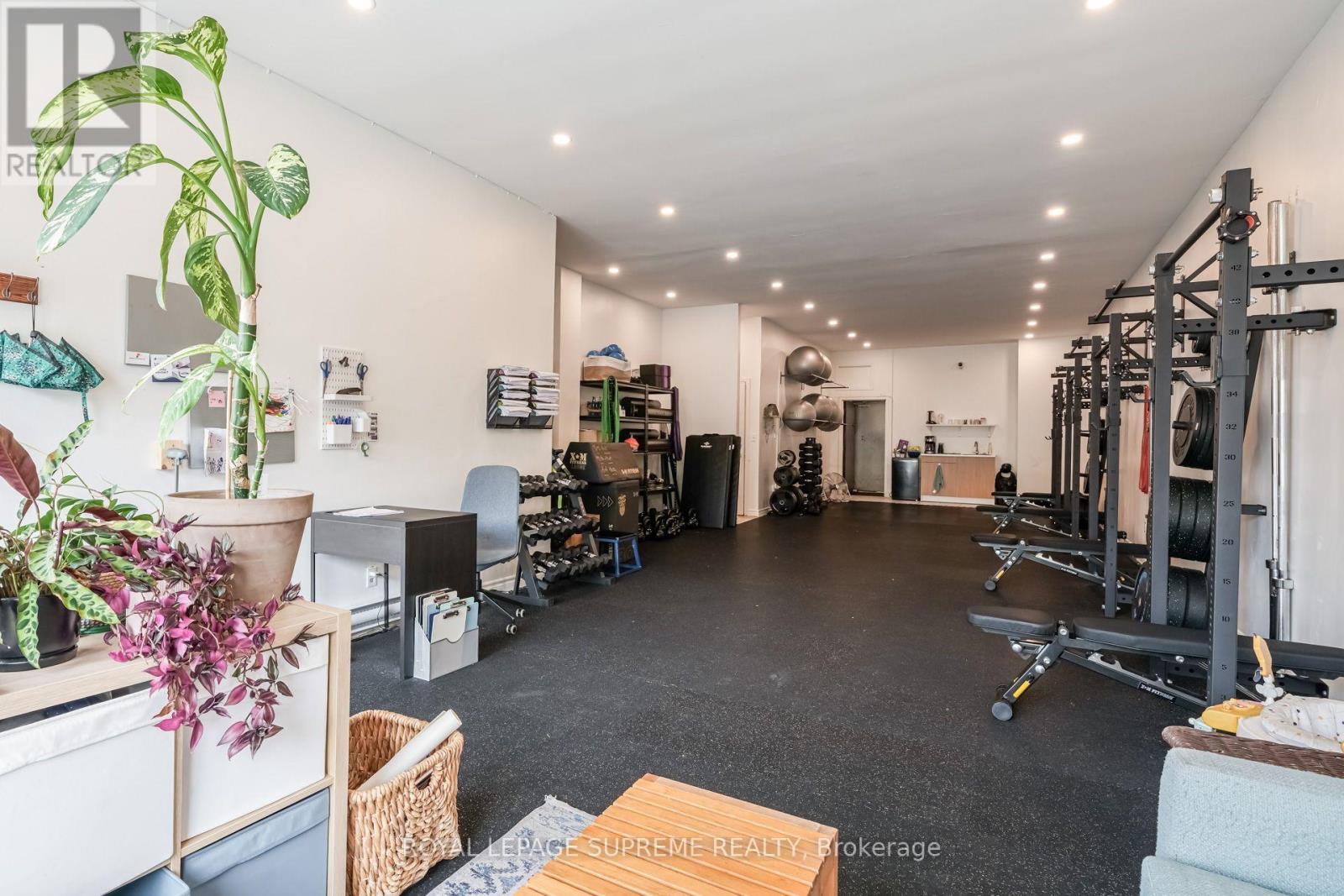 1671 St Clair Avenue W, Toronto, Ontario  M6N 1H9 - Photo 6 - W13745488