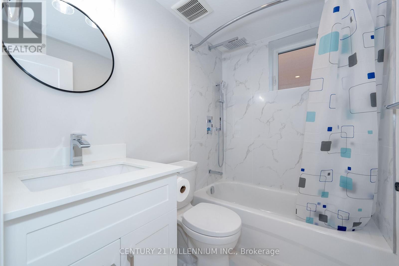 C - 31 Mariposa Avenue, Toronto, Ontario  M6N 4A1 - Photo 5 - W13745534