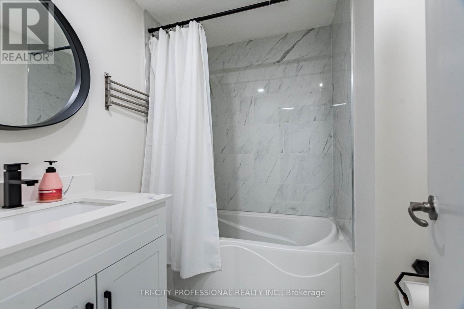 25 Craigleigh Crescent, Brampton, Ontario  L6T 2E3 - Photo 32 - W13745542