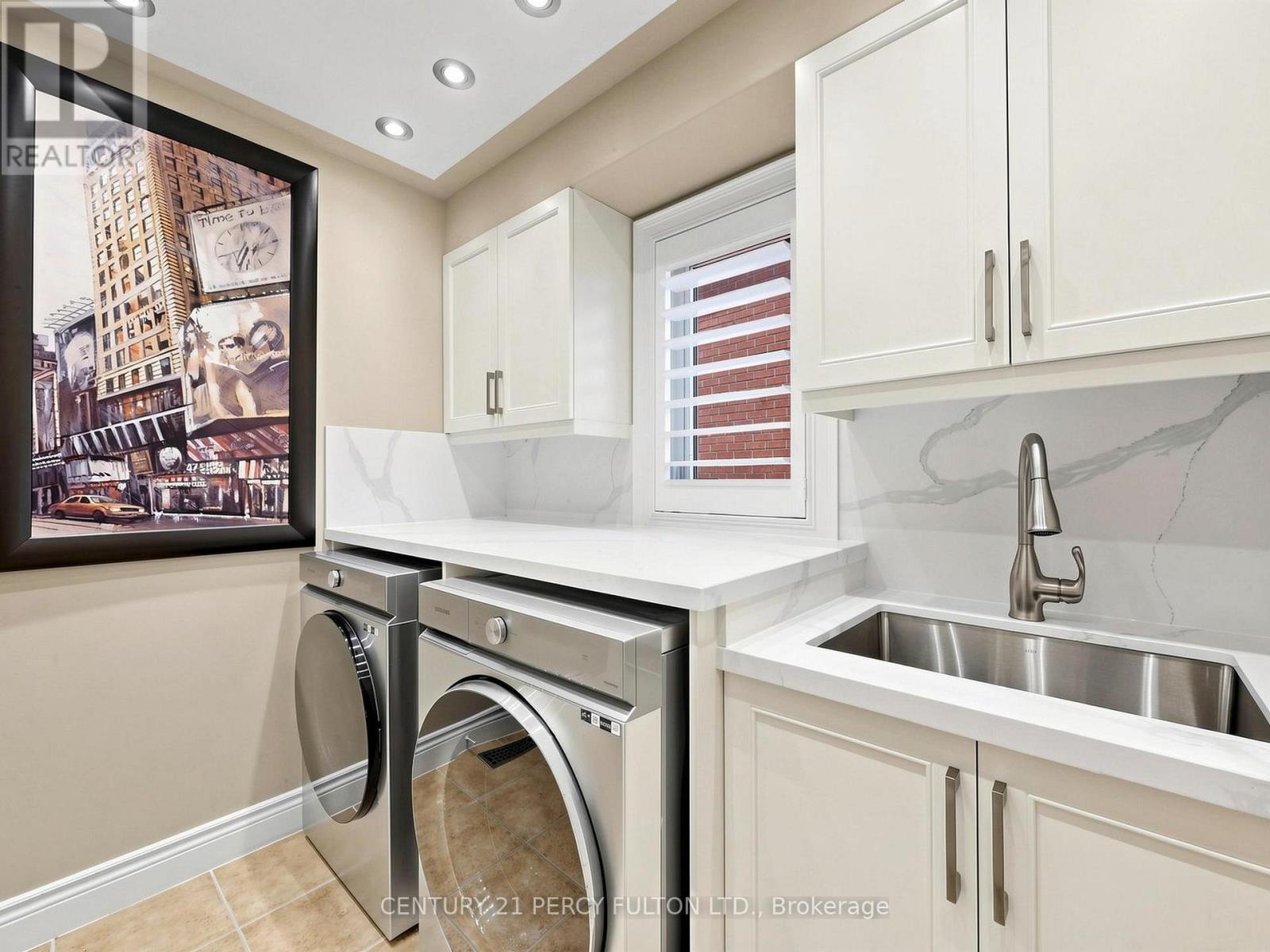 18 Wyman Crescent, Bradford West Gwillimbury, Ontario L3Z 3J5 - Photo 13 - N13739268