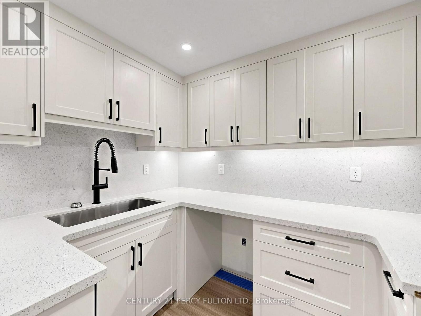 18 Wyman Crescent, Bradford West Gwillimbury, Ontario L3Z 3J5 - Photo 28 - N13739268