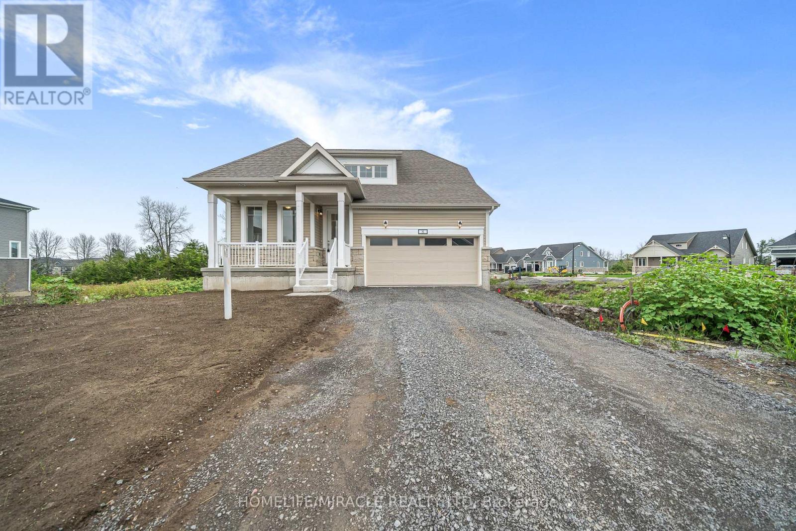 8 ROYAL OAK CRESCENT, Loyalist, Ontario