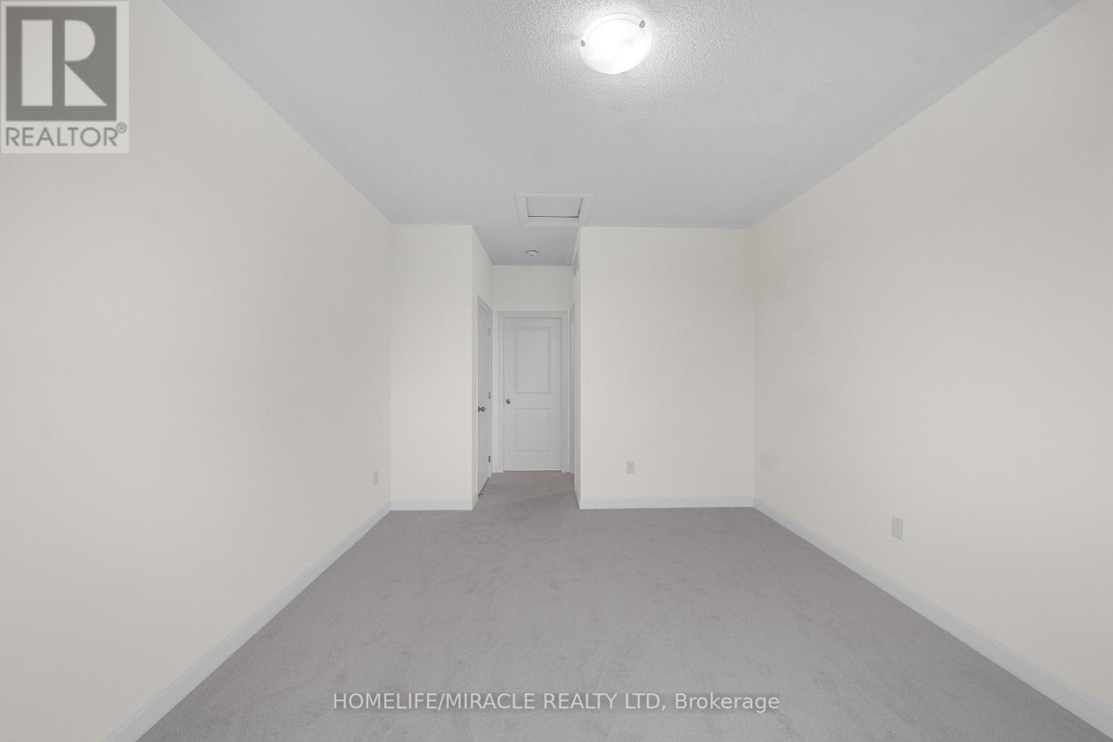 8 Royal Oak Crescent, Loyalist, Ontario  K0H 1G0 - Photo 12 - X13745366