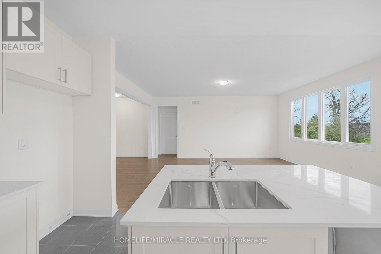 8 Royal Oak Crescent, Loyalist, Ontario  K0H 1G0 - Photo 22 - X13745366
