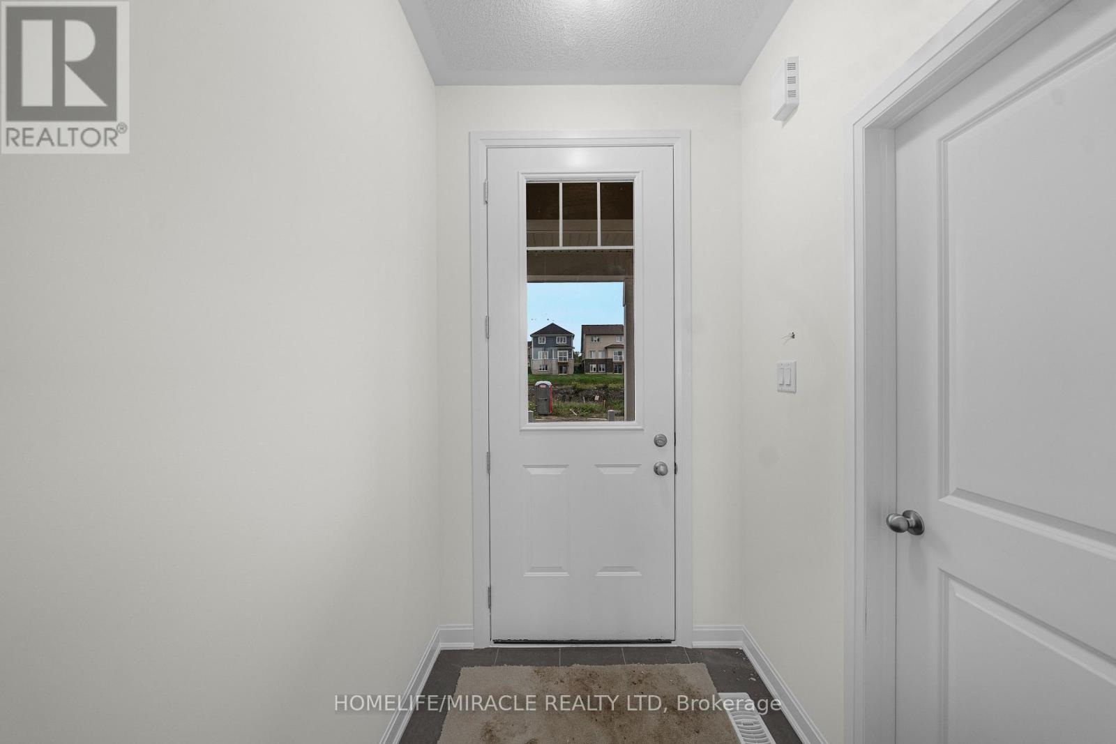8 Royal Oak Crescent, Loyalist, Ontario  K0H 1G0 - Photo 6 - X13745366