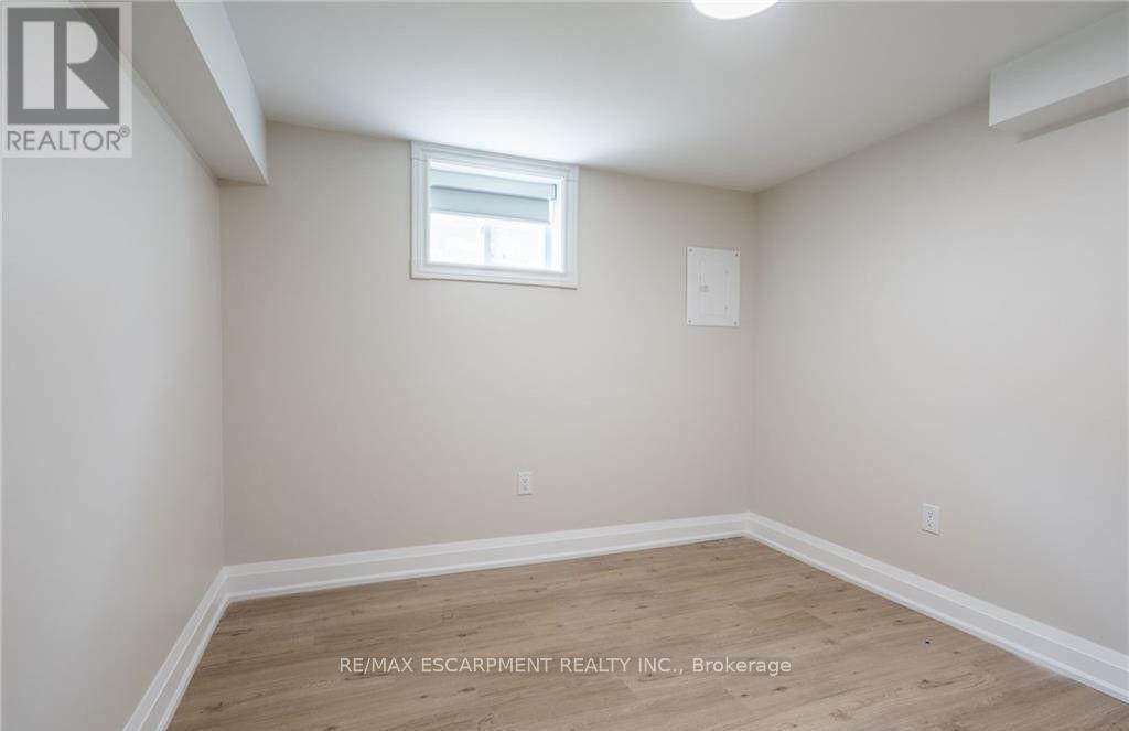D - 80 Irene Avenue, Hamilton, Ontario L8G 2B2 - Photo 11 - X13745368