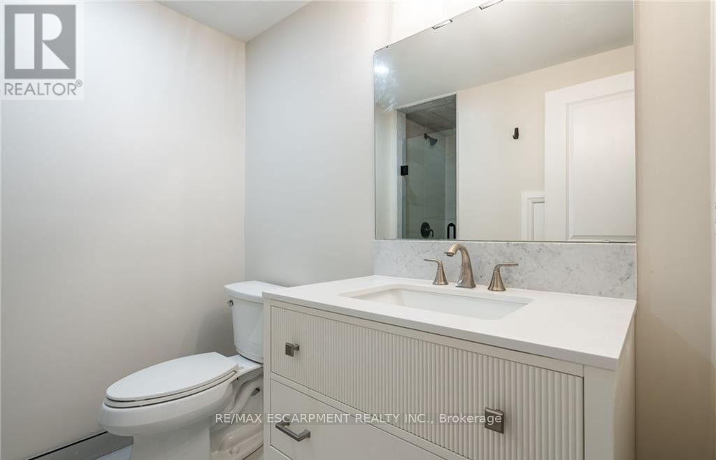 D - 80 Irene Avenue, Hamilton, Ontario L8G 2B2 - Photo 17 - X13745368