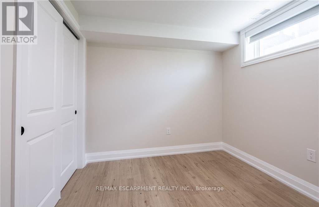 D - 80 Irene Avenue, Hamilton, Ontario L8G 2B2 - Photo 9 - X13745368