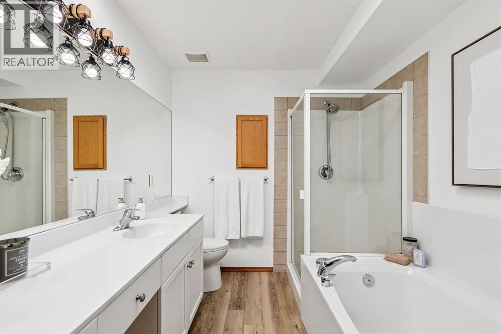 2020 Bridlemeadows Manor Sw, Calgary, Alberta  T2Y 4R9 - Photo 33 - A2340373