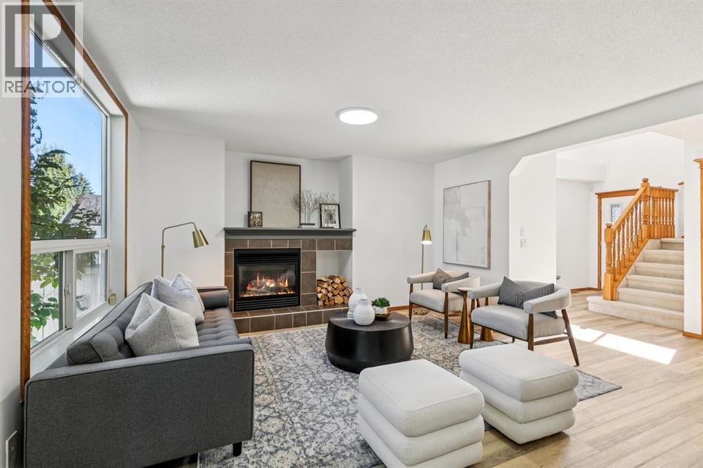 2020 Bridlemeadows Manor Sw, Calgary, Alberta  T2Y 4R9 - Photo 5 - A2340373