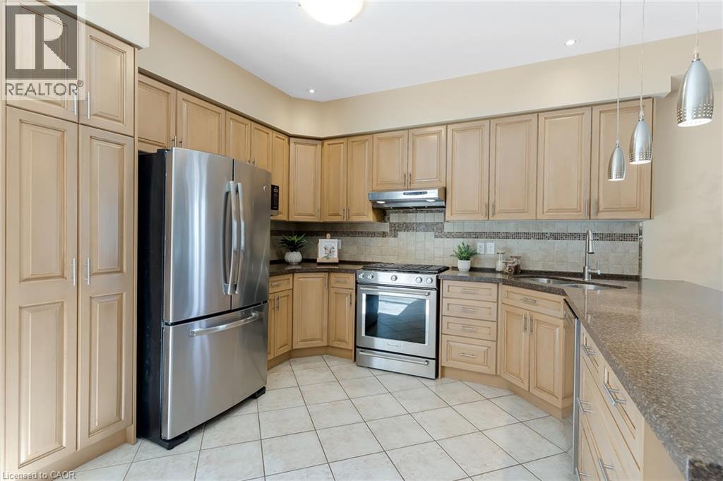 227 Chestnut Hill Crescent, Kitchener, Ontario  N2P 2X3 - Photo 14 - 40859909