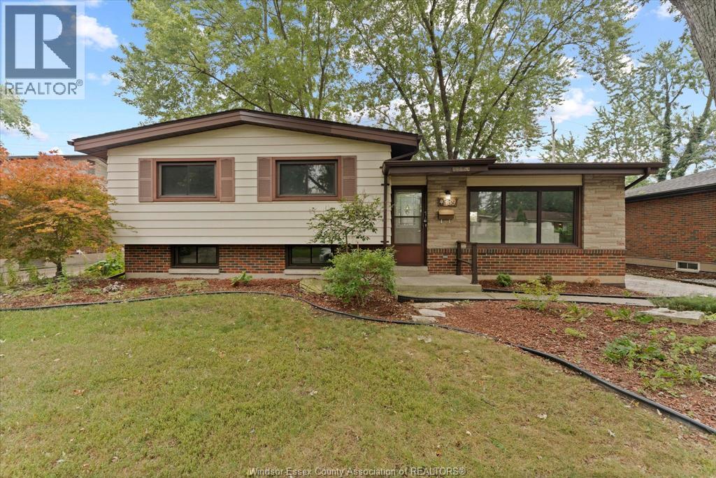 4339 ASHFIELD CRESCENT, Windsor, Ontario