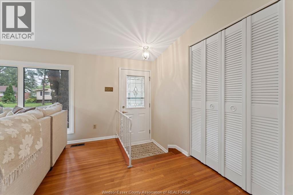 4339 Ashfield Crescent, Windsor, Ontario  N9G 2G8 - Photo 2 - 26021675