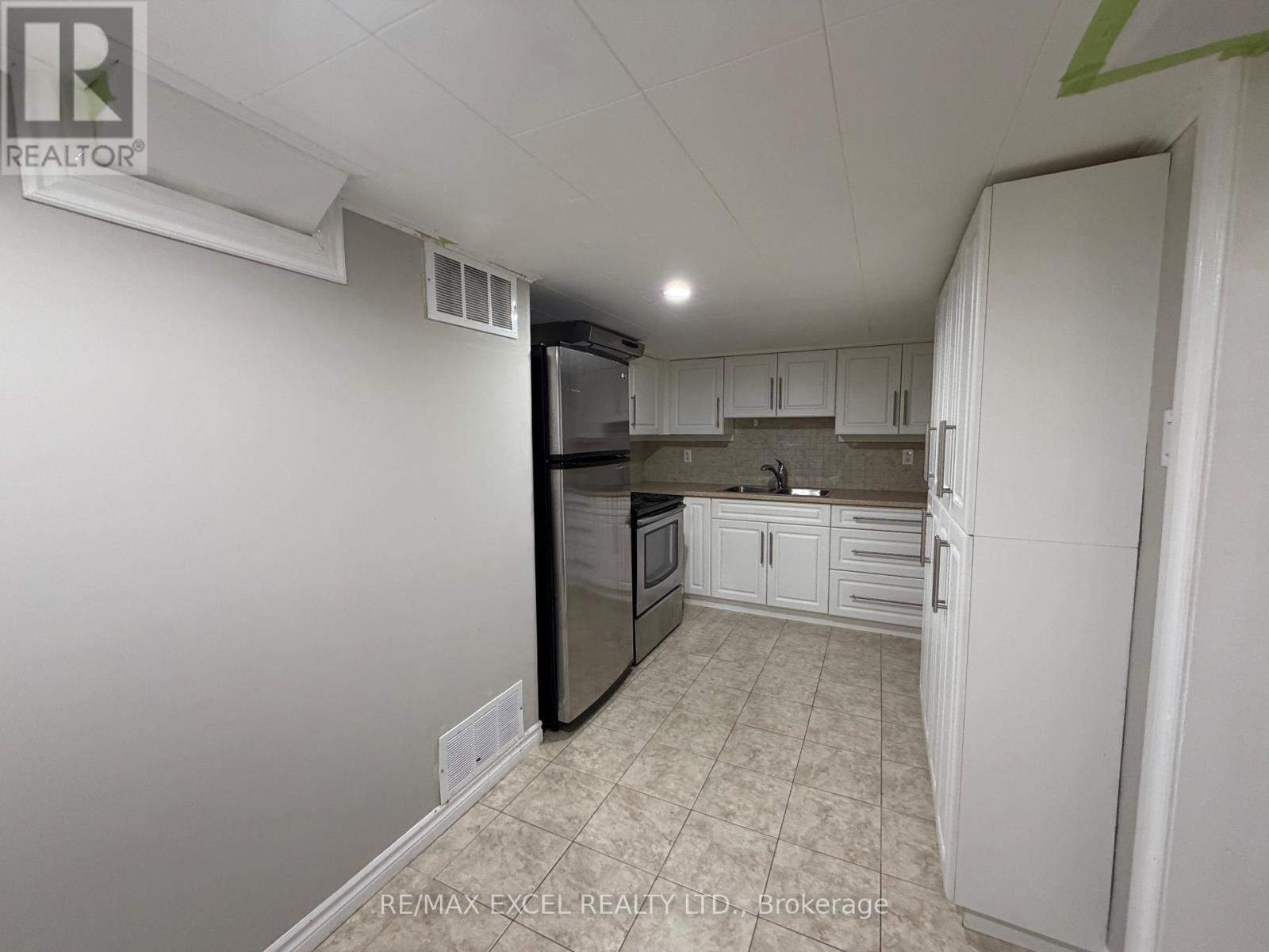 Bsmt - 23 Linelle Street, Toronto, Ontario  M2N 2J4 - Photo 12 - C13736488