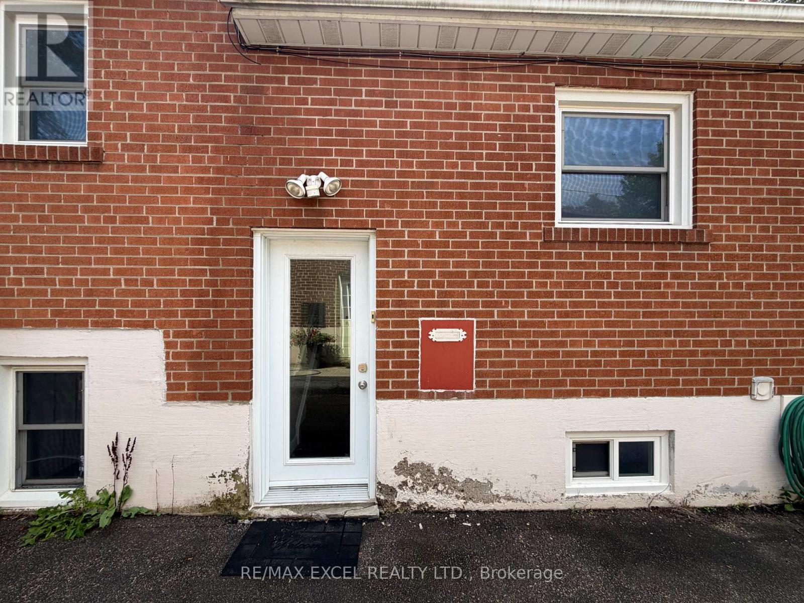 Bsmt - 23 Linelle Street, Toronto, Ontario  M2N 2J4 - Photo 3 - C13736488