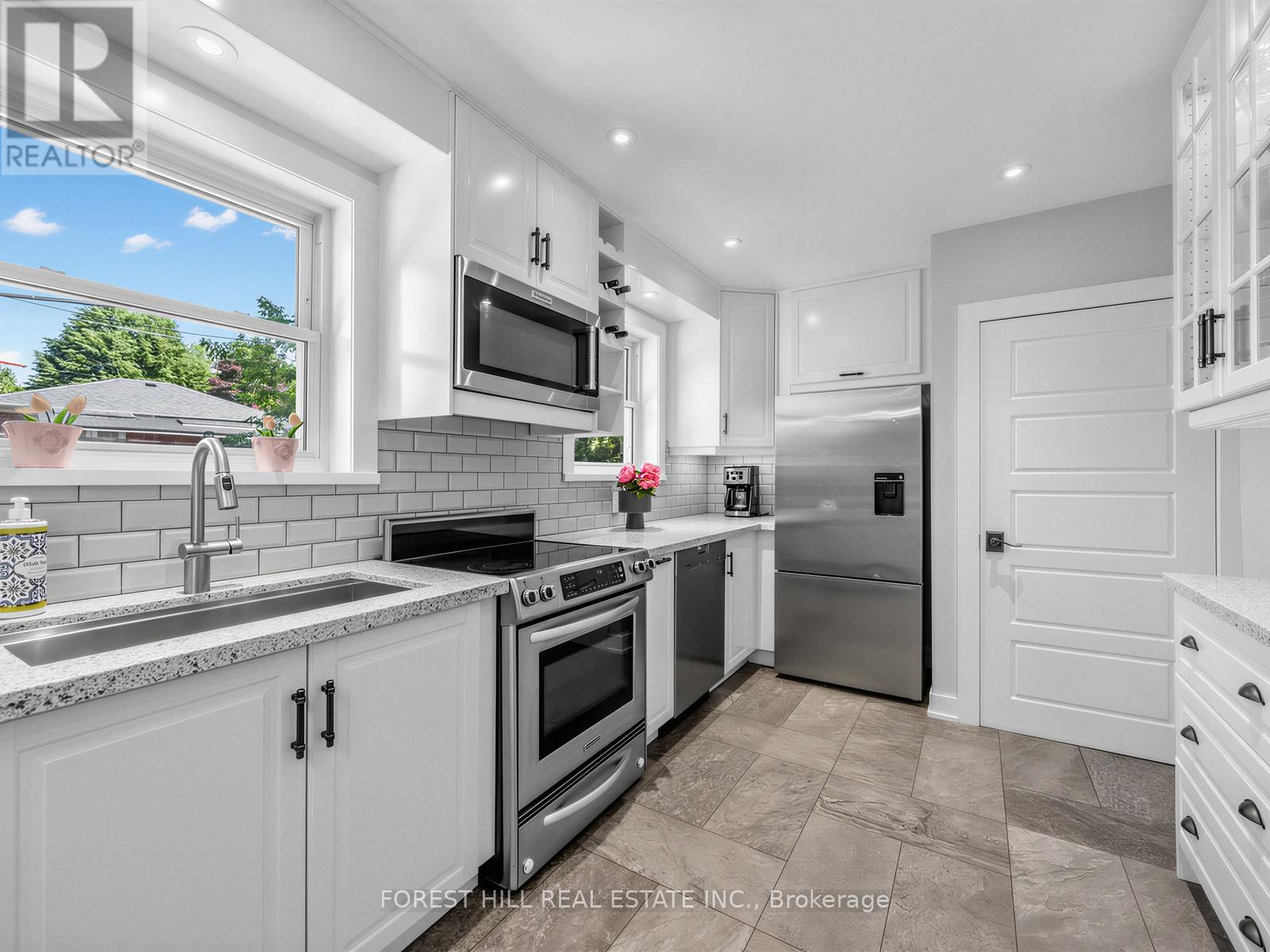 72 Woodgarden Crescent, Toronto, Ontario  M1E 3K2 - Photo 21 - E13462582